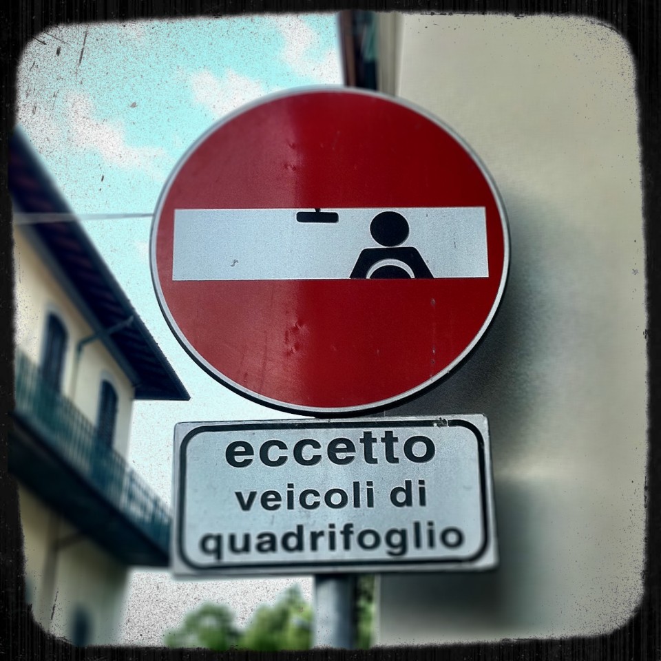 10 Verkehrsschild Florenz