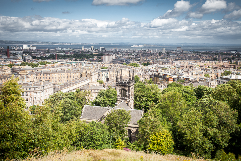 Über den Dächern von Edinburgh