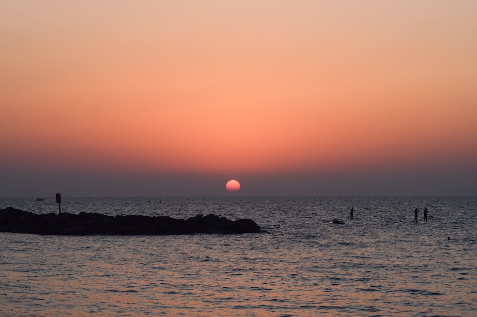 Sonnenuntergang über dem Mittelmeer